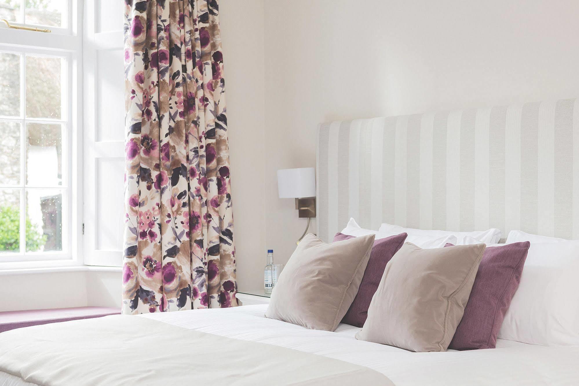 Отель Rose & Crown Yealmpton Экстерьер фото